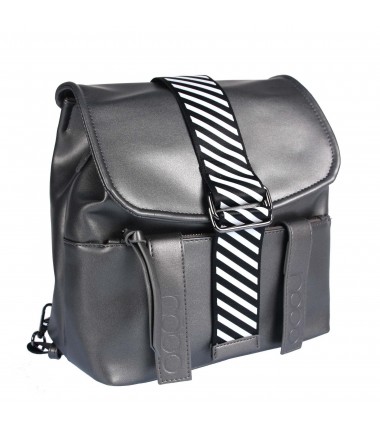 A metallic backpack with an interesting clasp NOB J485020JZ NOBO
