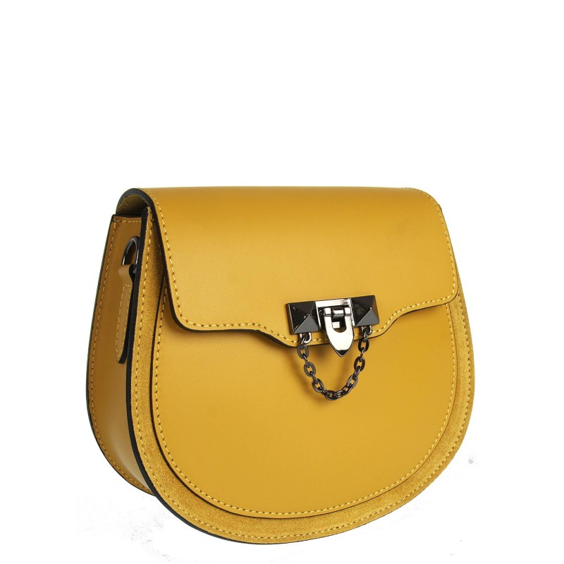 Leather bag S0767 with a decorative clasp